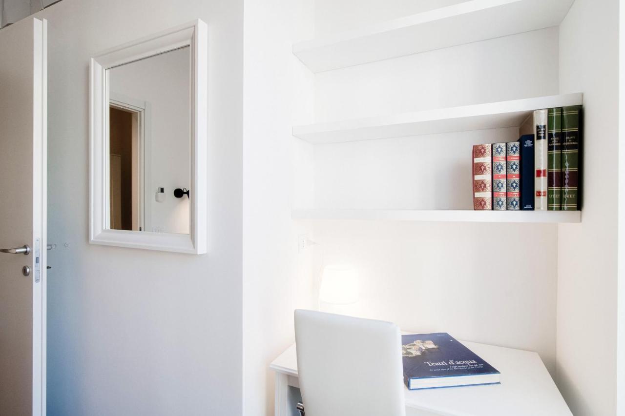 White Loft Como Central - The House Of Travelers Extérieur photo