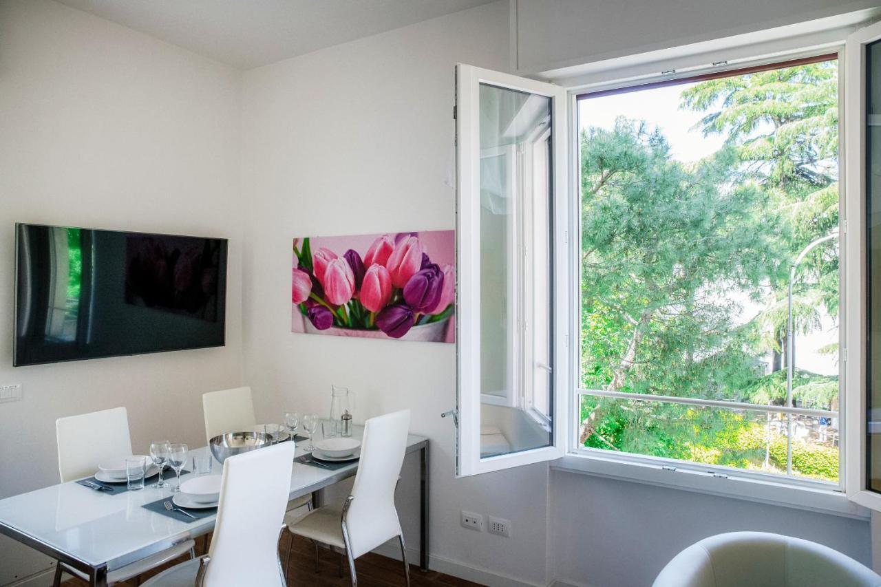 White Loft Como Central - The House Of Travelers Extérieur photo